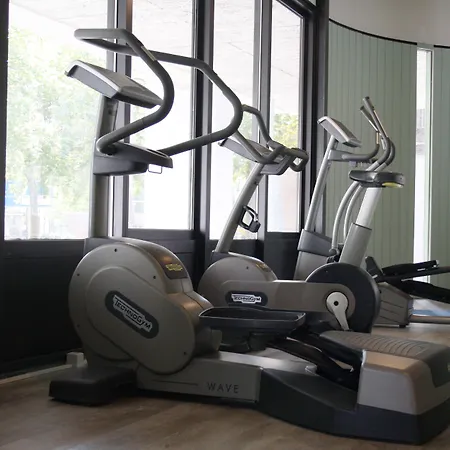 Vertoef نايميخين