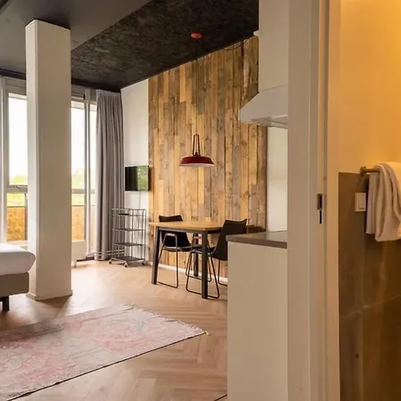 Vertoef Hotel 3*